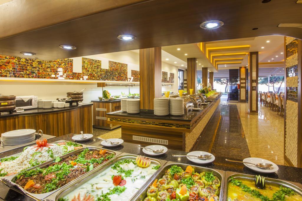 Kleopatra Ada Beach Hotel อลันยา ภายนอก รูปภาพ