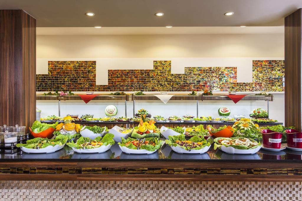 Kleopatra Ada Beach Hotel อลันยา ภายนอก รูปภาพ