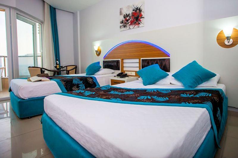 Kleopatra Ada Beach Hotel อลันยา ภายนอก รูปภาพ